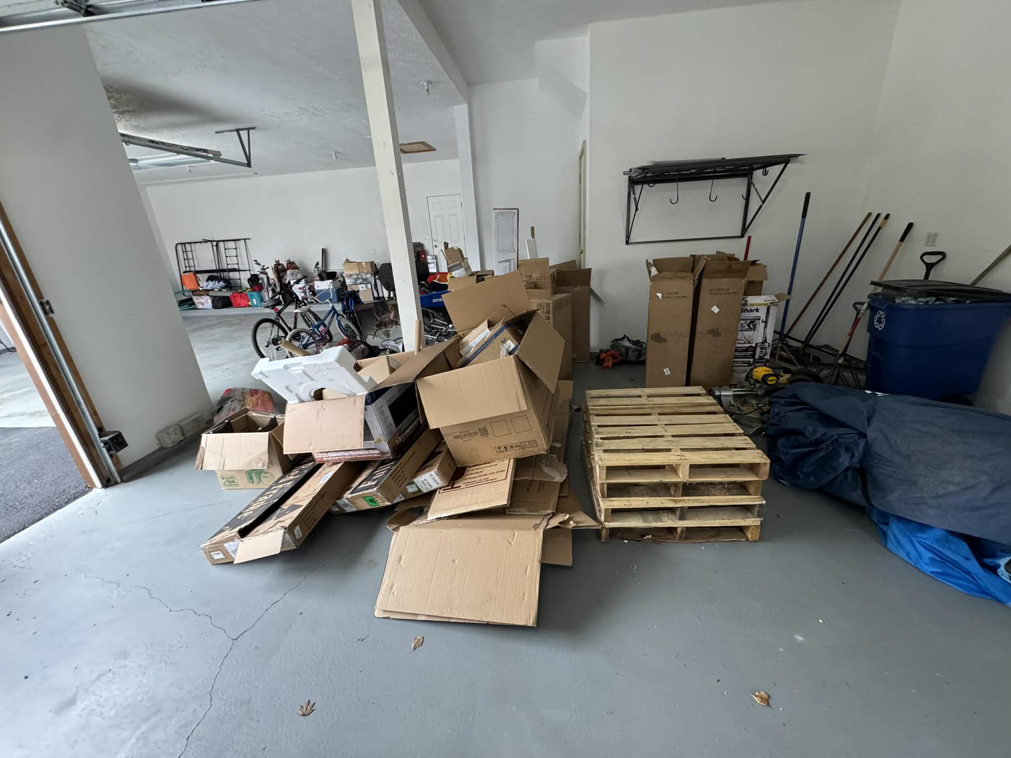 Garage junk removal before