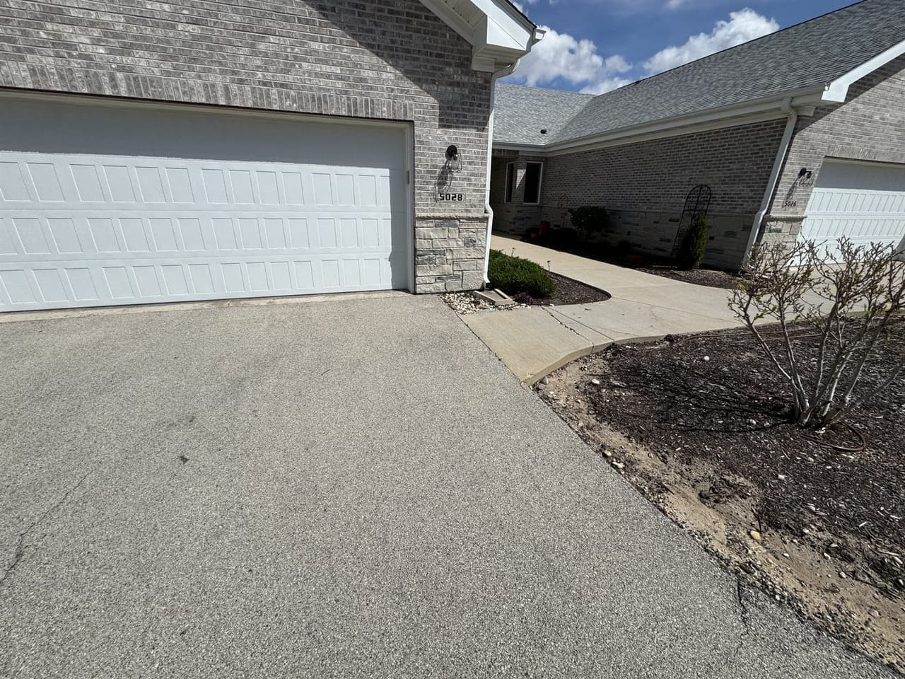 Junk removal in Rockford IL: curbside furniture removal after